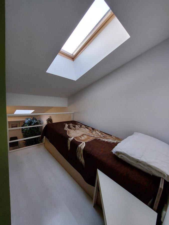 Sweet Apartments Or Rooms Nis Exterior foto