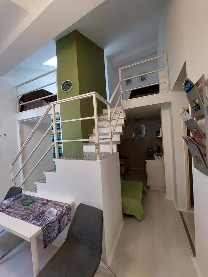 Sweet Apartments Or Rooms Nis Exterior foto
