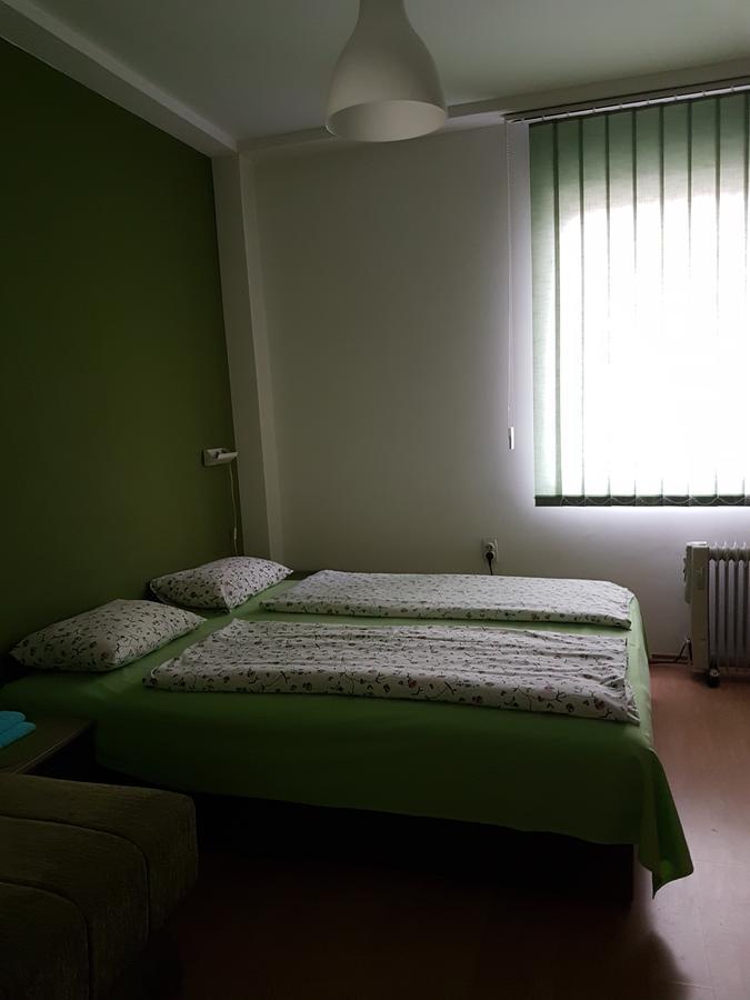 Sweet Apartments Or Rooms Nis Exterior foto