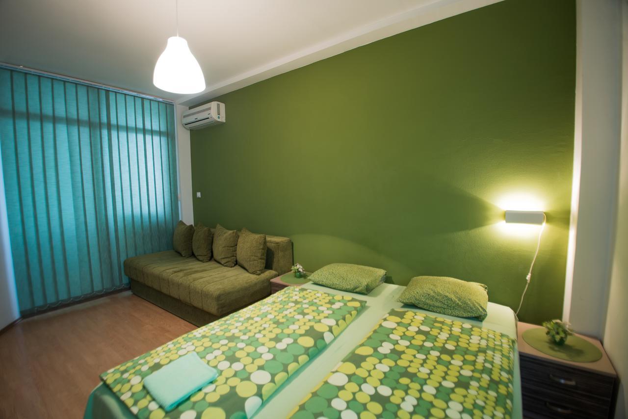 Sweet Apartments Or Rooms Nis Exterior foto