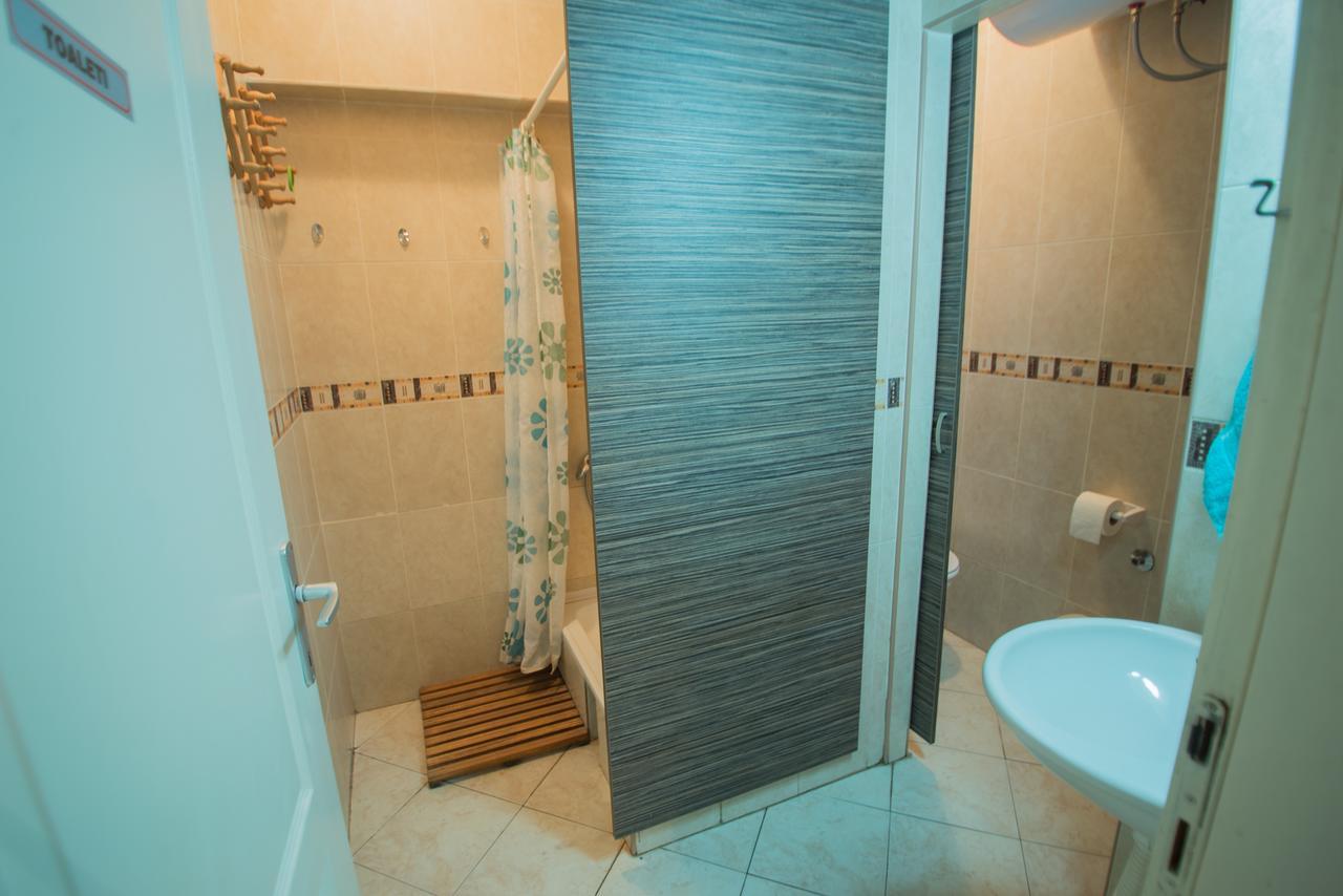 Sweet Apartments Or Rooms Nis Exterior foto