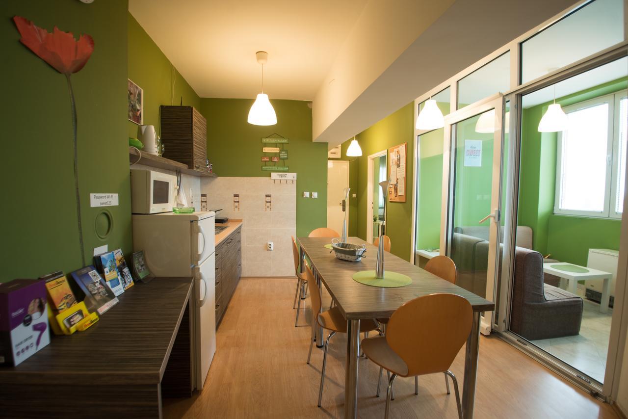 Sweet Apartments Or Rooms Nis Exterior foto